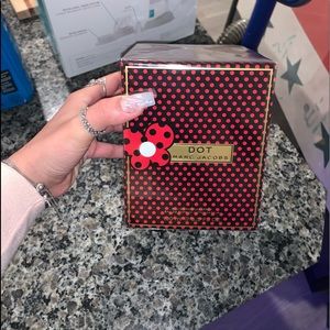 MARC JACOBS DOT PERFUME 1.7FL OZ